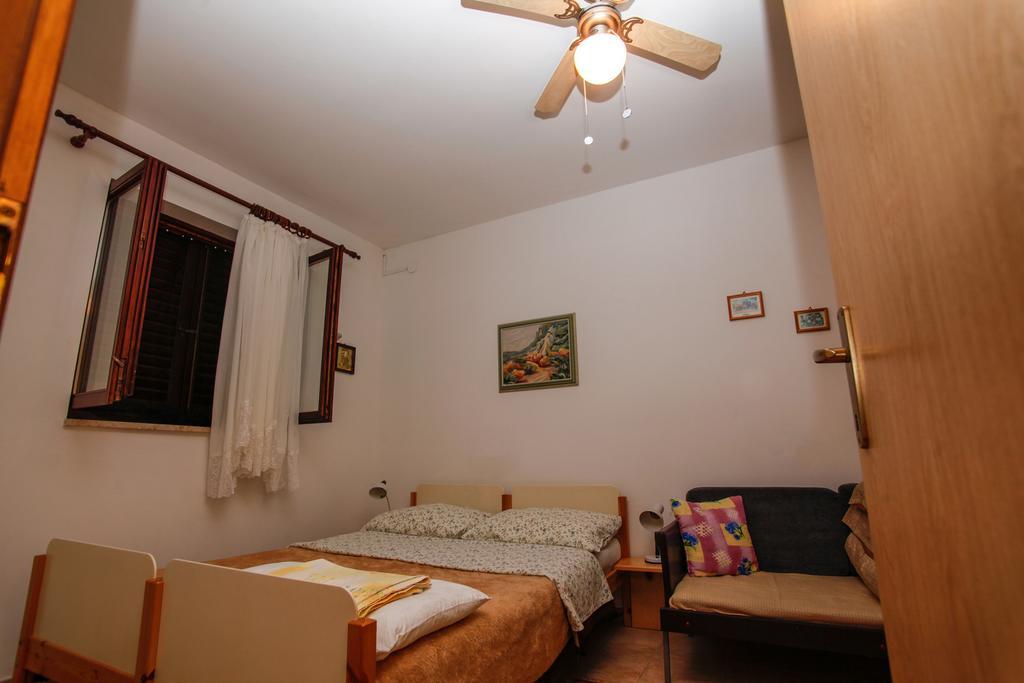 Apartment Rakic Pomer Luaran gambar